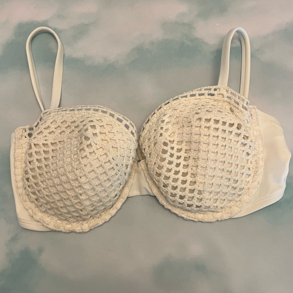 SHADE & SHORE- Women’s Crochet Underwire Bikini Top